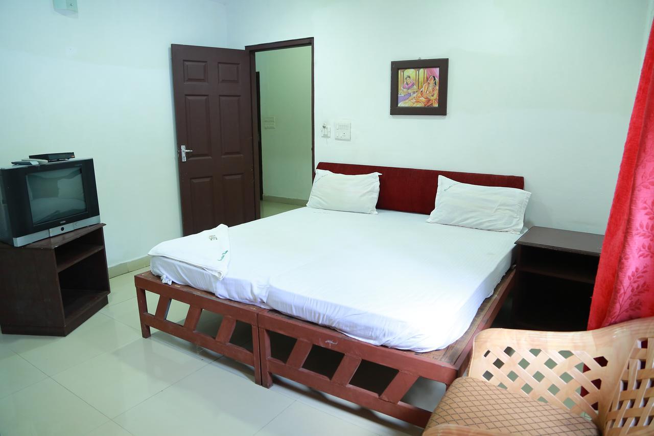 Отель Swades Residency Cheruvalli Экстерьер фото